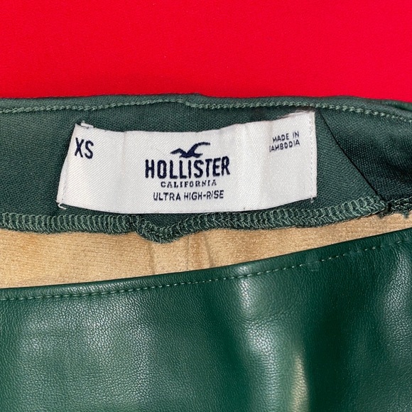 Hollister Ultra High-Rise Vegan Leather Mini Skirt - Picture 3 of 5